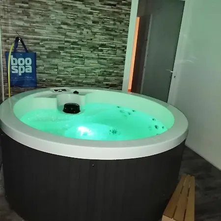 Villa Bord De Mer Avec Piscine Et Jacuzzi Penestin Exterior photo